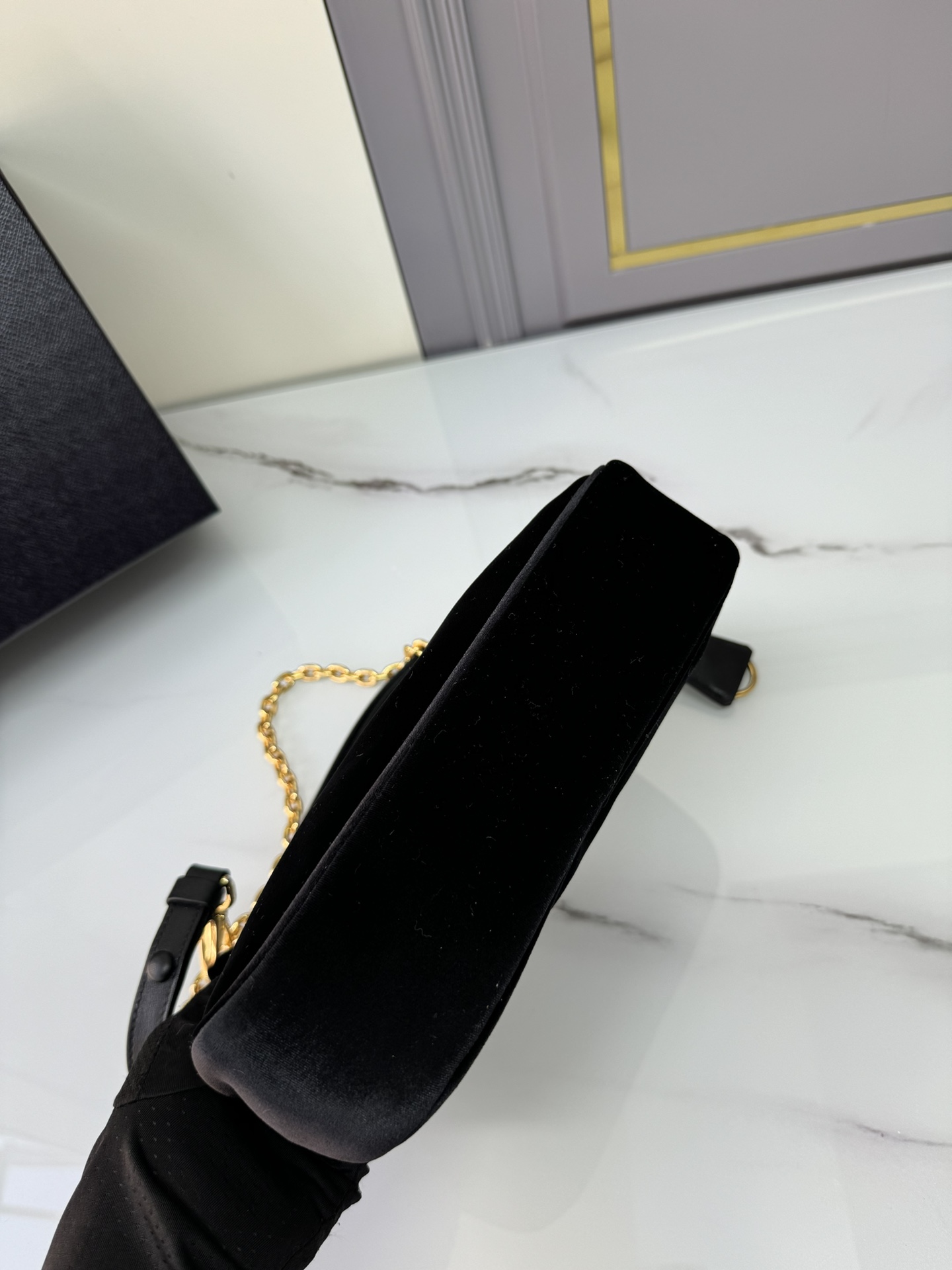 [Top] PRADA Messenger Bag Re-Edition 2000 Bags 22x18x6cm