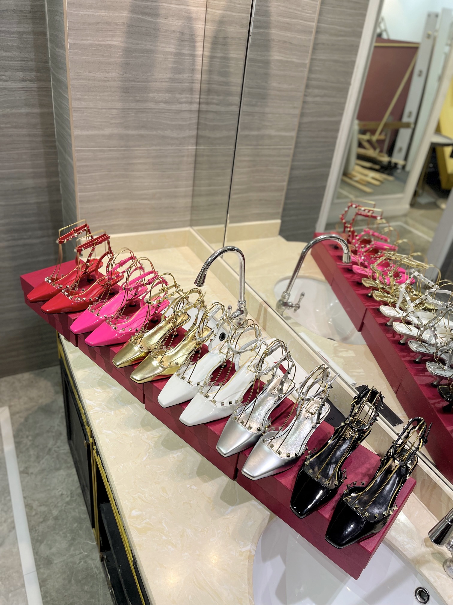 [TOP] VALENTINO Middle Heel Mules with Mini Rivets  - 6 Color