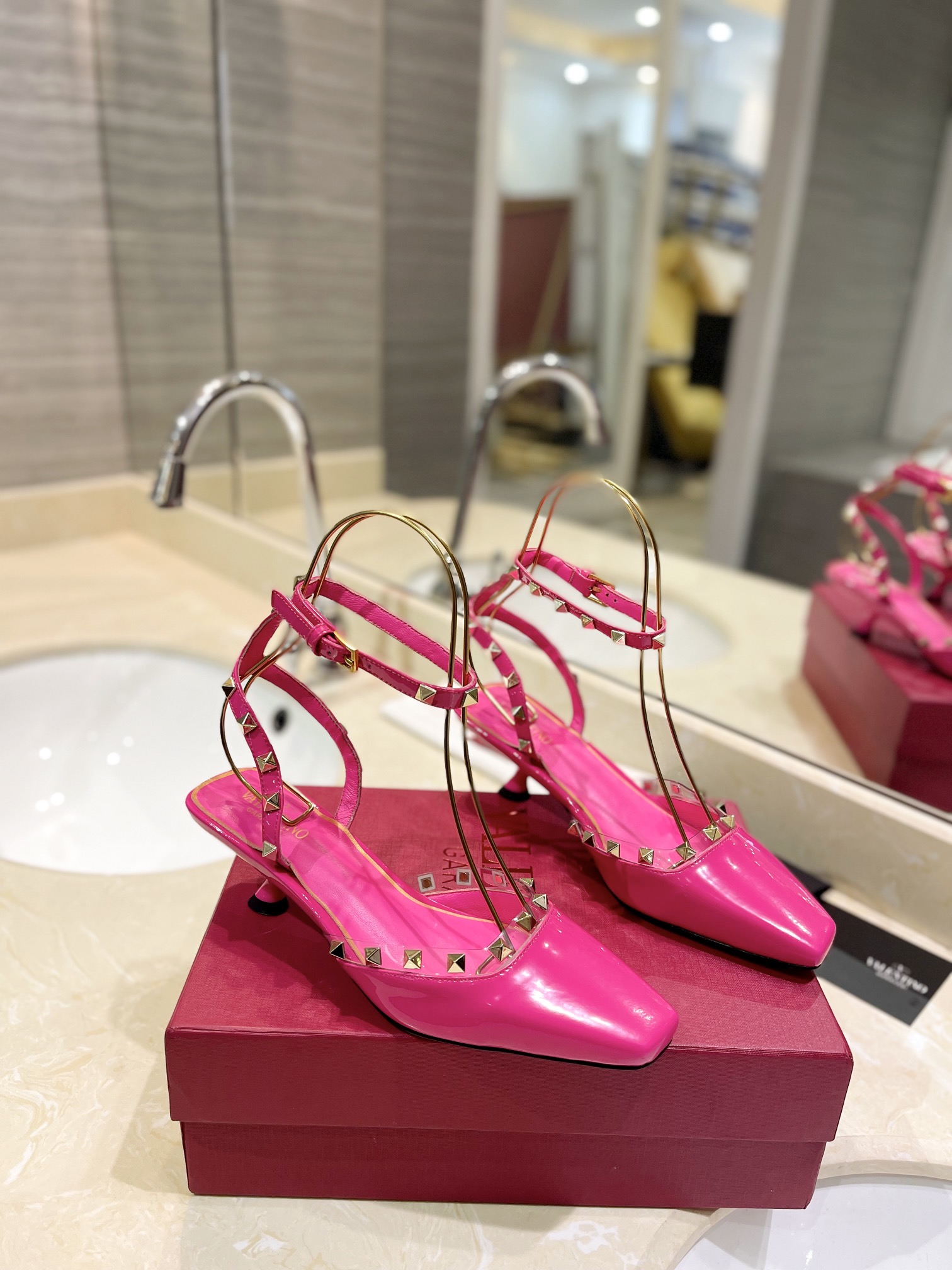 [TOP] VALENTINO Middle Heel Mules with Mini Rivets  - 6 Color