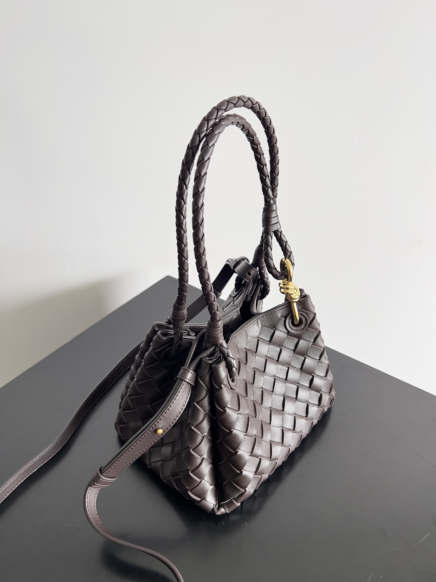 [TOP] Bottega Veneta BV Andiamo & Parachute Bag 21x17x16.5cm - Brown