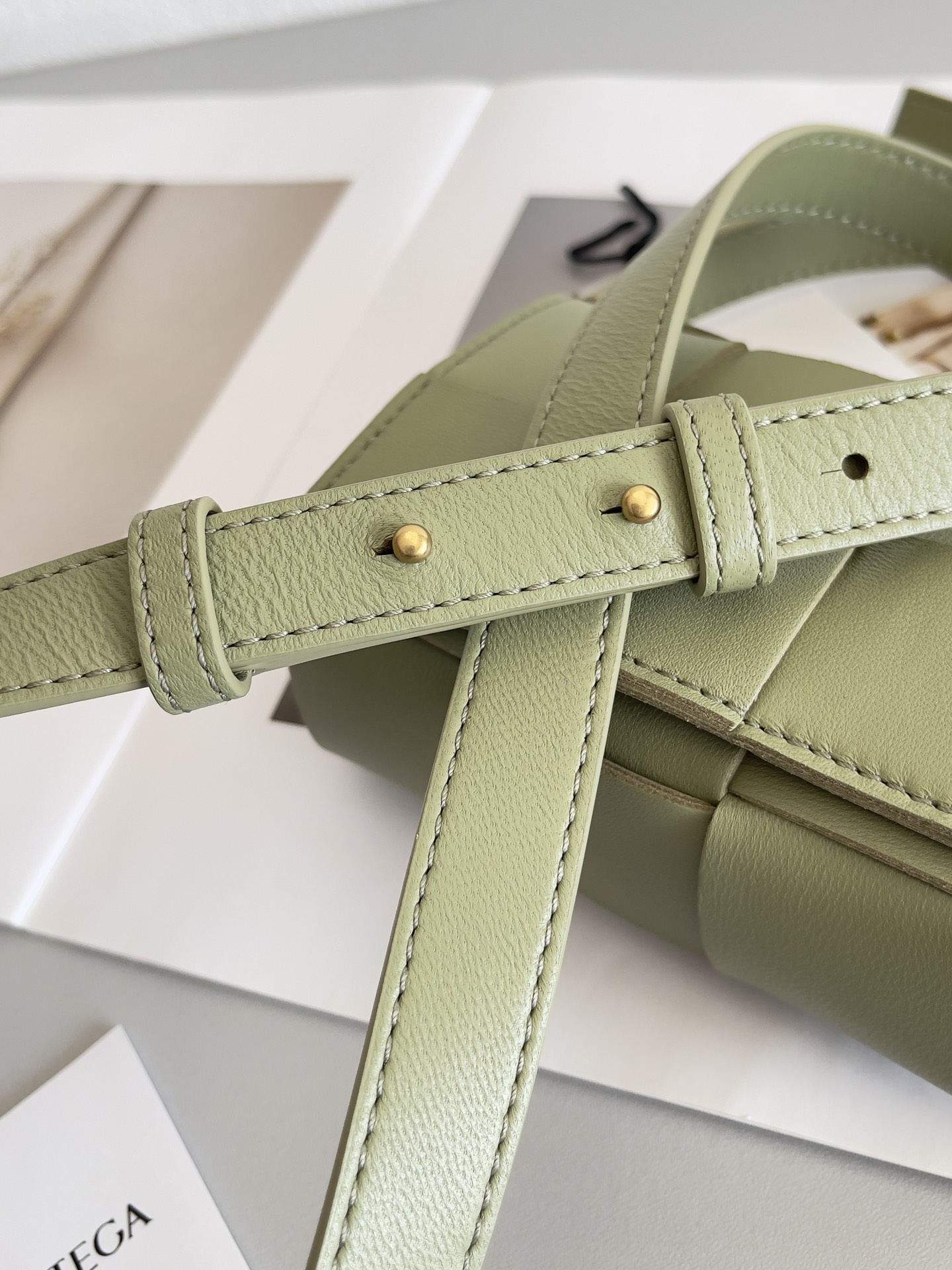 [TOP] Bottega Veneta BV Cassette Bag Mini 12x8x4cm - Green