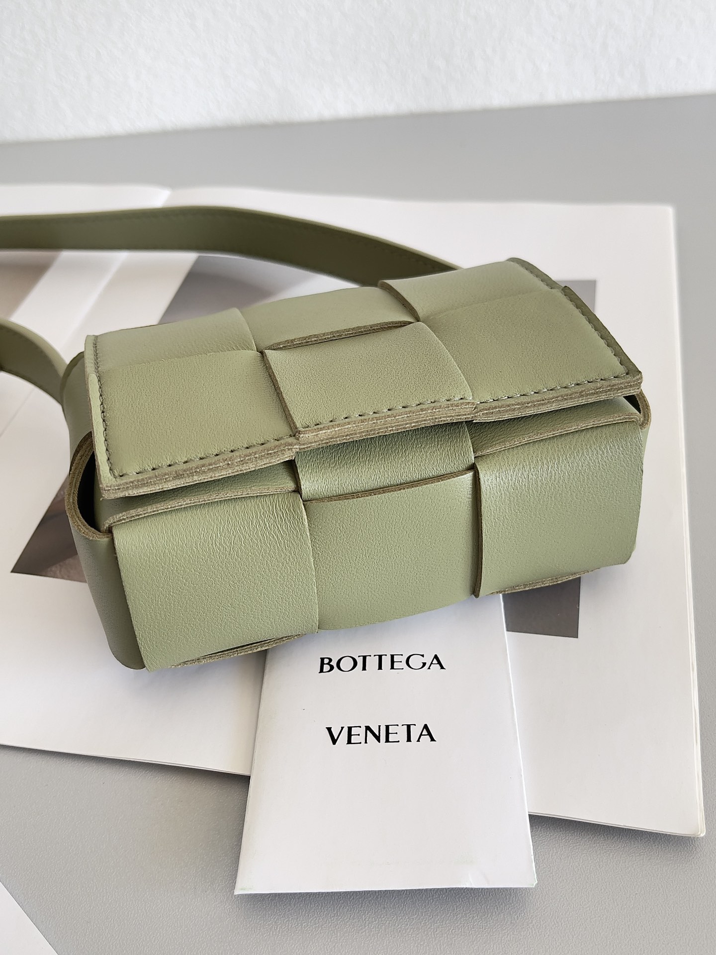 [TOP] Bottega Veneta BV Cassette Bag Mini 12x8x4cm - Green