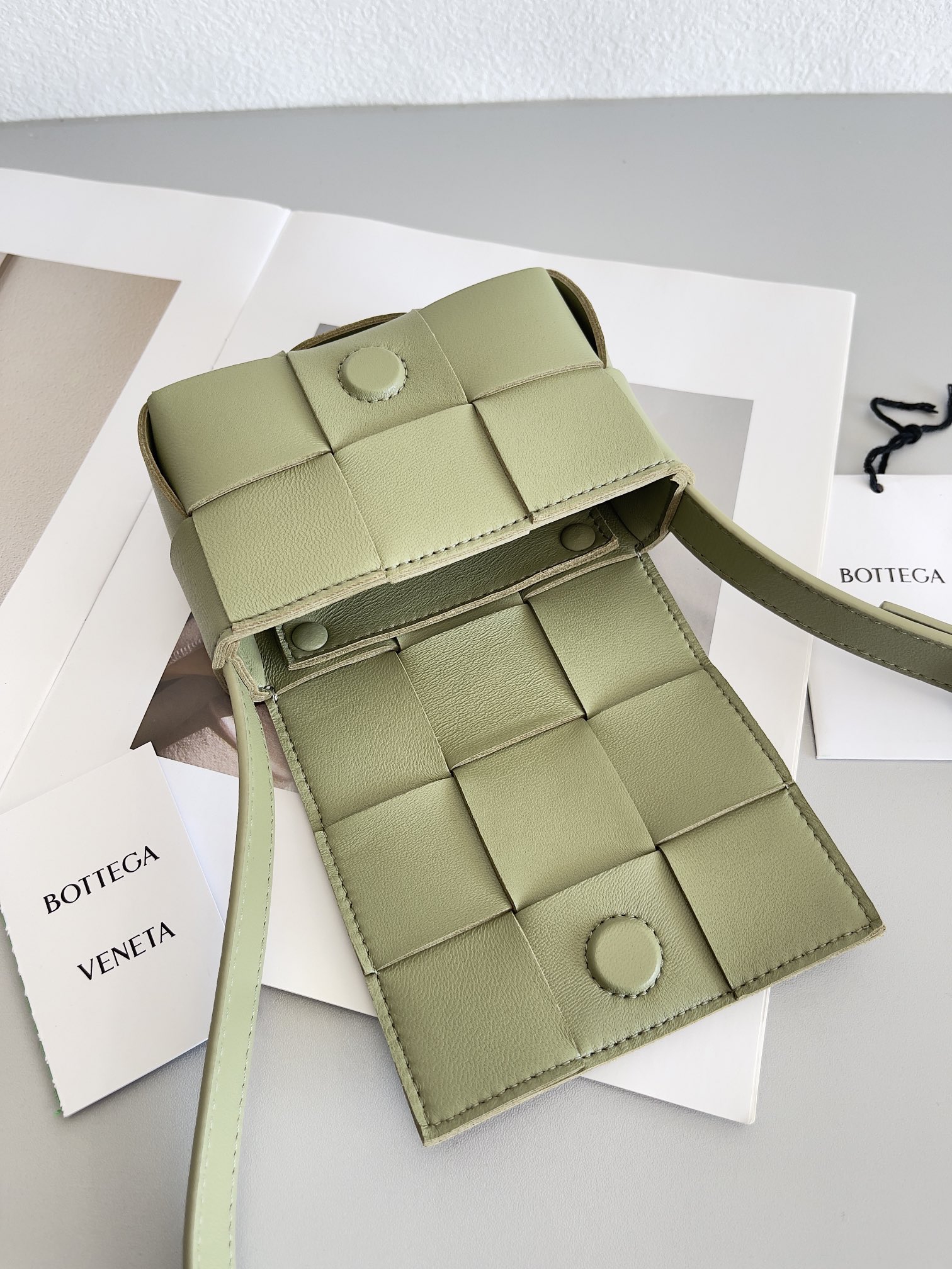 [TOP] Bottega Veneta BV Cassette Bag Mini 12x8x4cm - Green