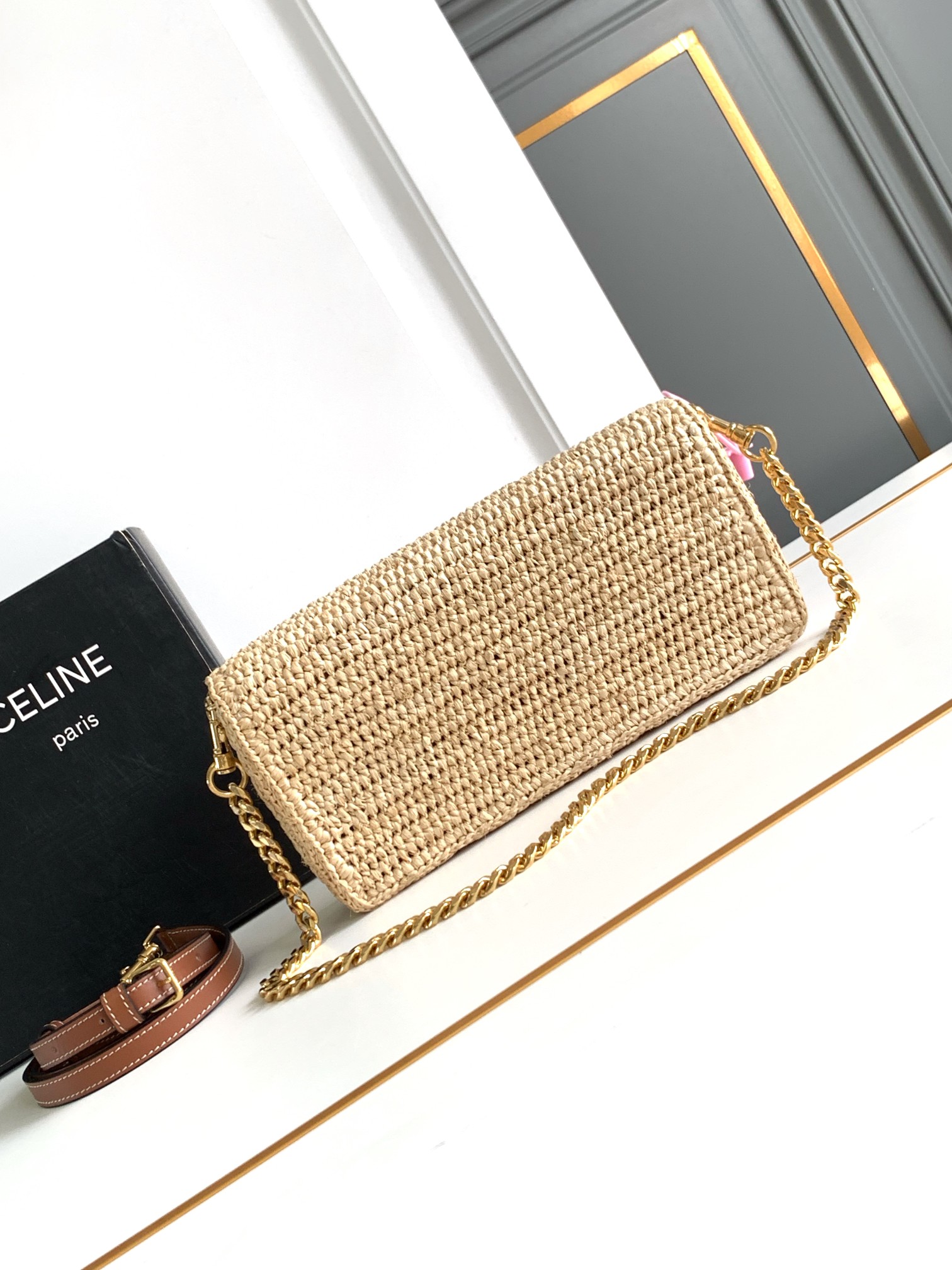 [TOP] CELINE Hand -Woven Handbag : 23X11X4 cm