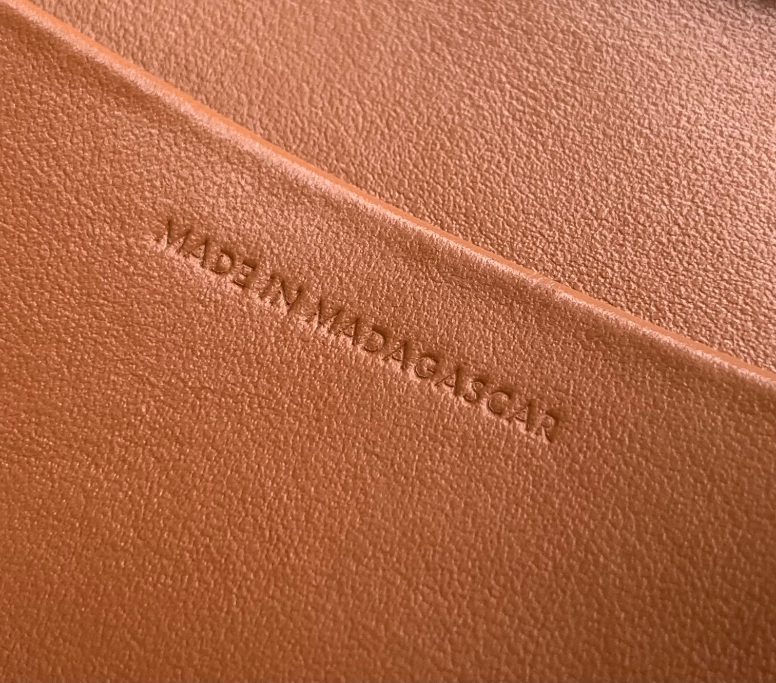 [TOP] CELINE Hand -Woven Handbag : 23X11X4 cm