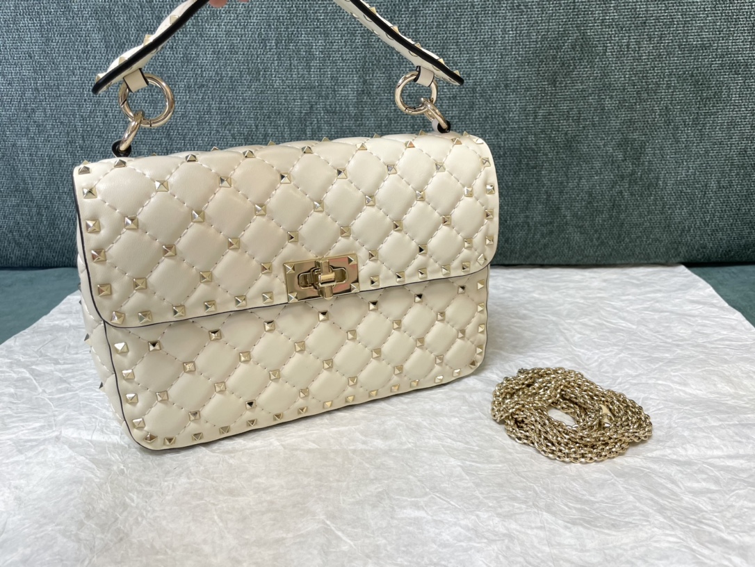 [TOP] VALENTINO Classic Rockstud Spike Bags 20x6x12cm/24x17x8.5cm - 4 Colour