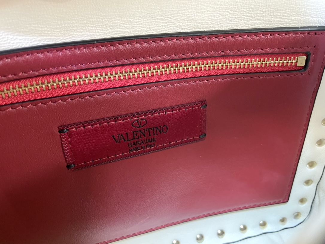 [TOP] VALENTINO Classic Rockstud Spike Bags 20x6x12cm/24x17x8.5cm - 4 Colour