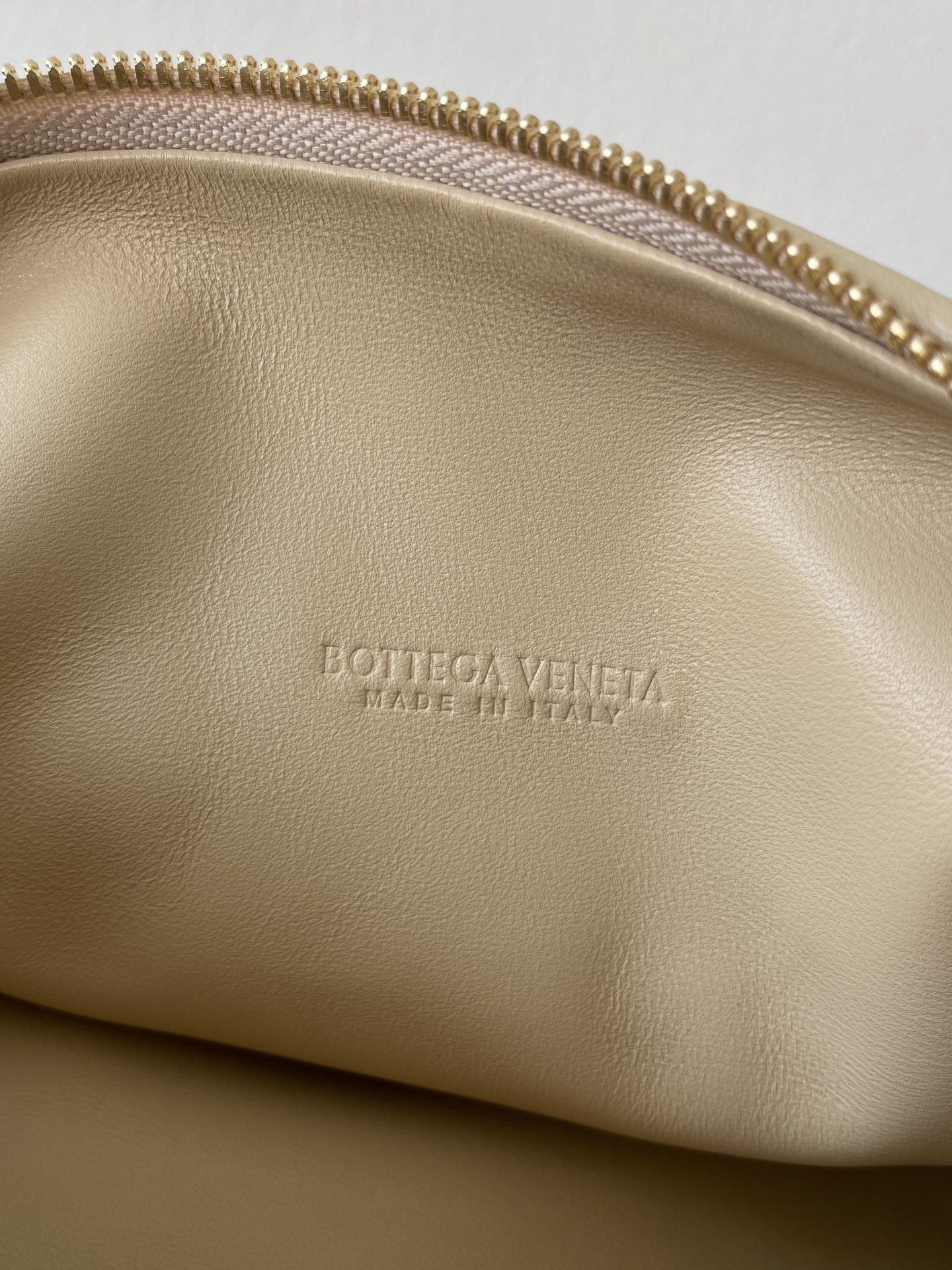 [TOP] Bottega Veneta BV Jodie Bag Teen 36x21x13cm - Beige