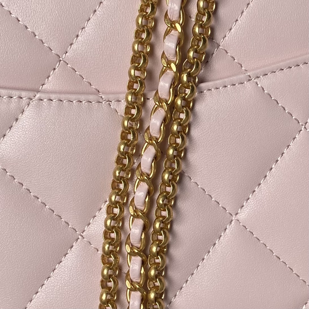 [TOP] CHANEL Flab Bag Lambskin 15×26×7cm - Pink & GHW