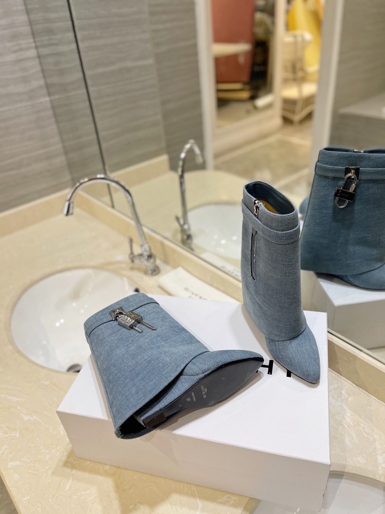 [TOP] GIVENCHY Denim Height Heel Short Boots - Blue