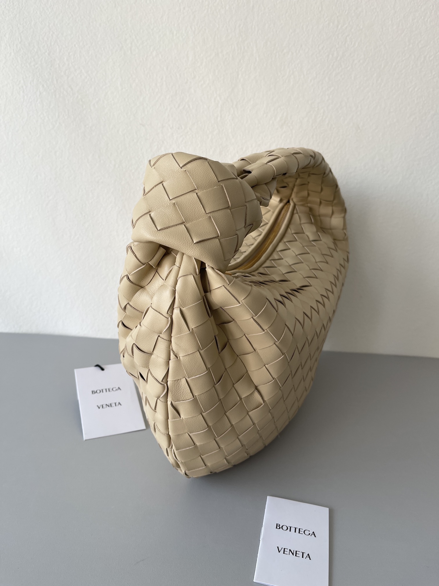 [TOP] Bottega Veneta BV Jodie Bag Teen 36x21x13cm - Beige