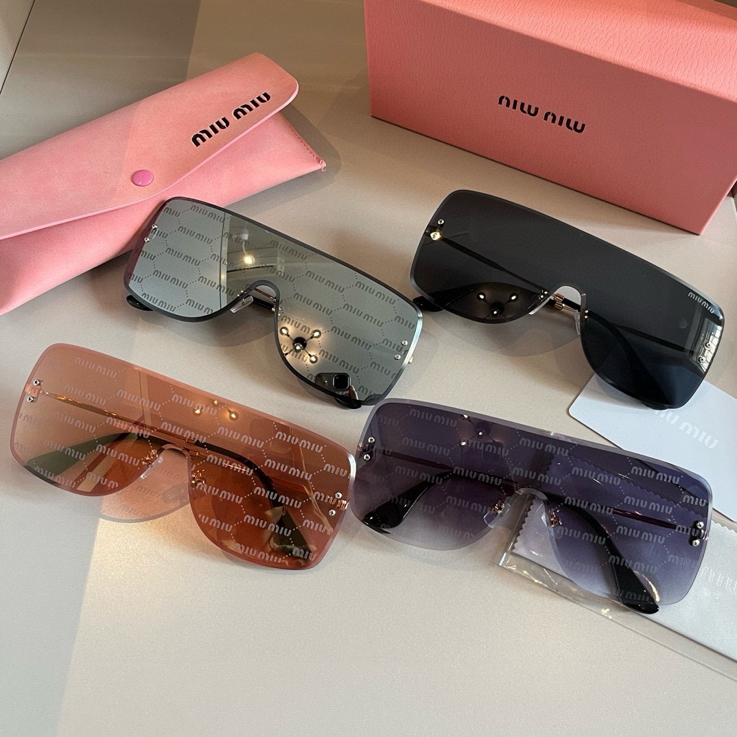 [TOP] Miu Miu Sunglasses - 4 Colors