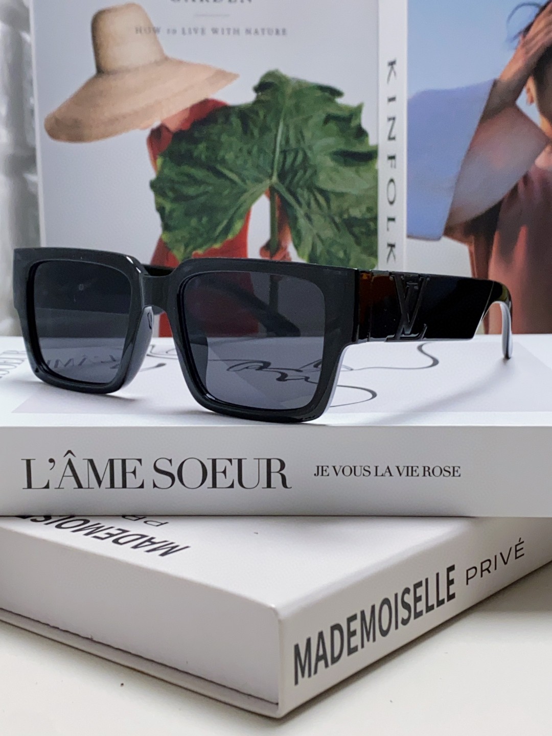 [TOP] Louis Vuitton LV Men's Sunglasses - 8 Color