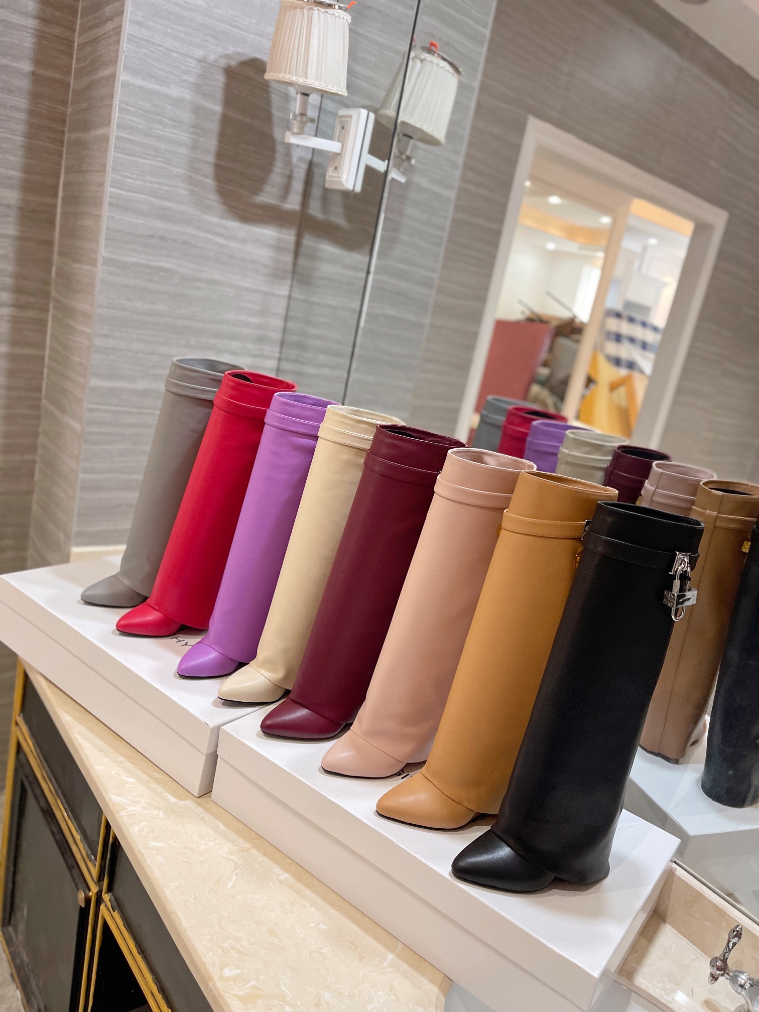 [TOP] GIVENCHY Solid Color Height Heel Long Boots - 8 Color