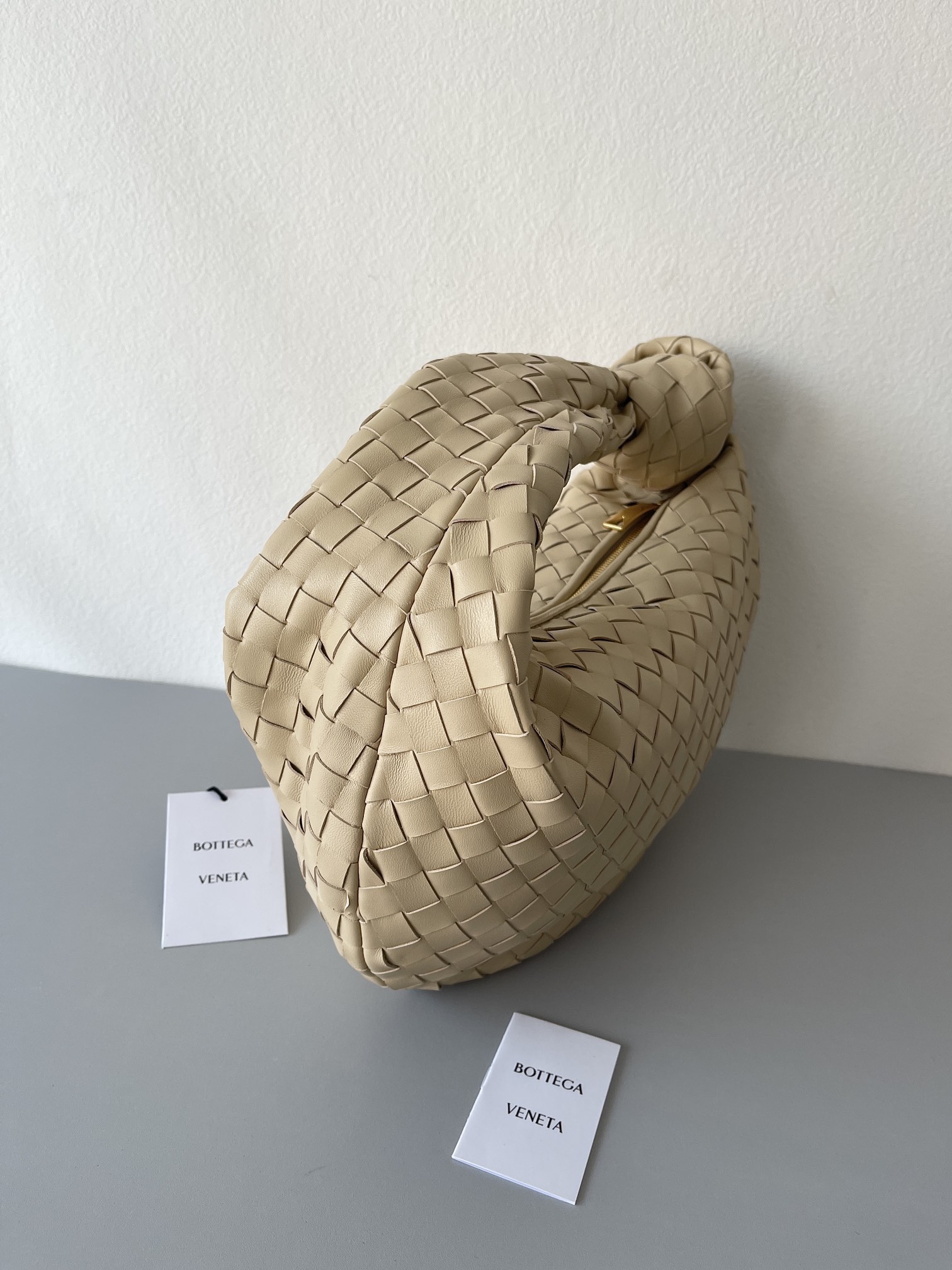 [TOP] Bottega Veneta BV Jodie Bag Teen 36x21x13cm - Beige