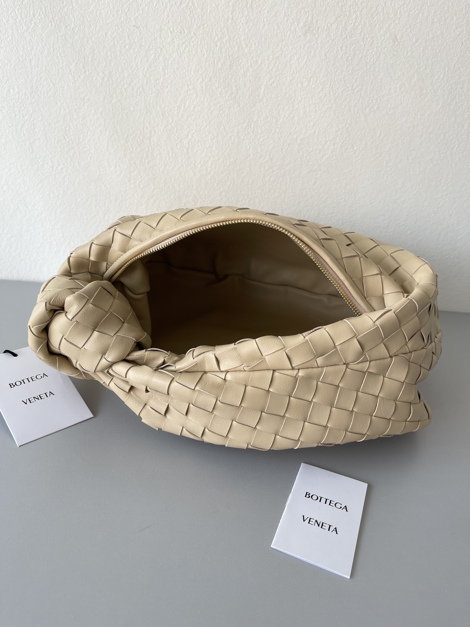 [TOP] Bottega Veneta BV Jodie Bag Teen 36x21x13cm - Beige