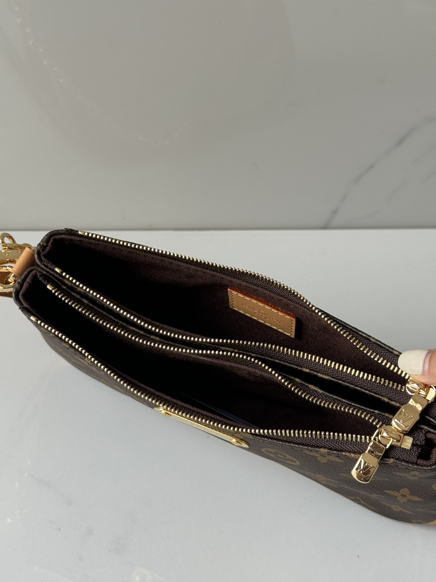 [TOP] Louis Vuitton LV Liv Pochette Bag 9.6 x 5.3 x 2.6cm - Monogram