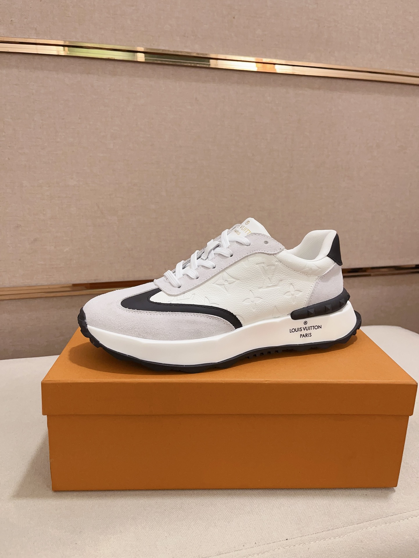 [TOP] Louis Vuitton LV New Casual Men's Shoes - 2 Colors