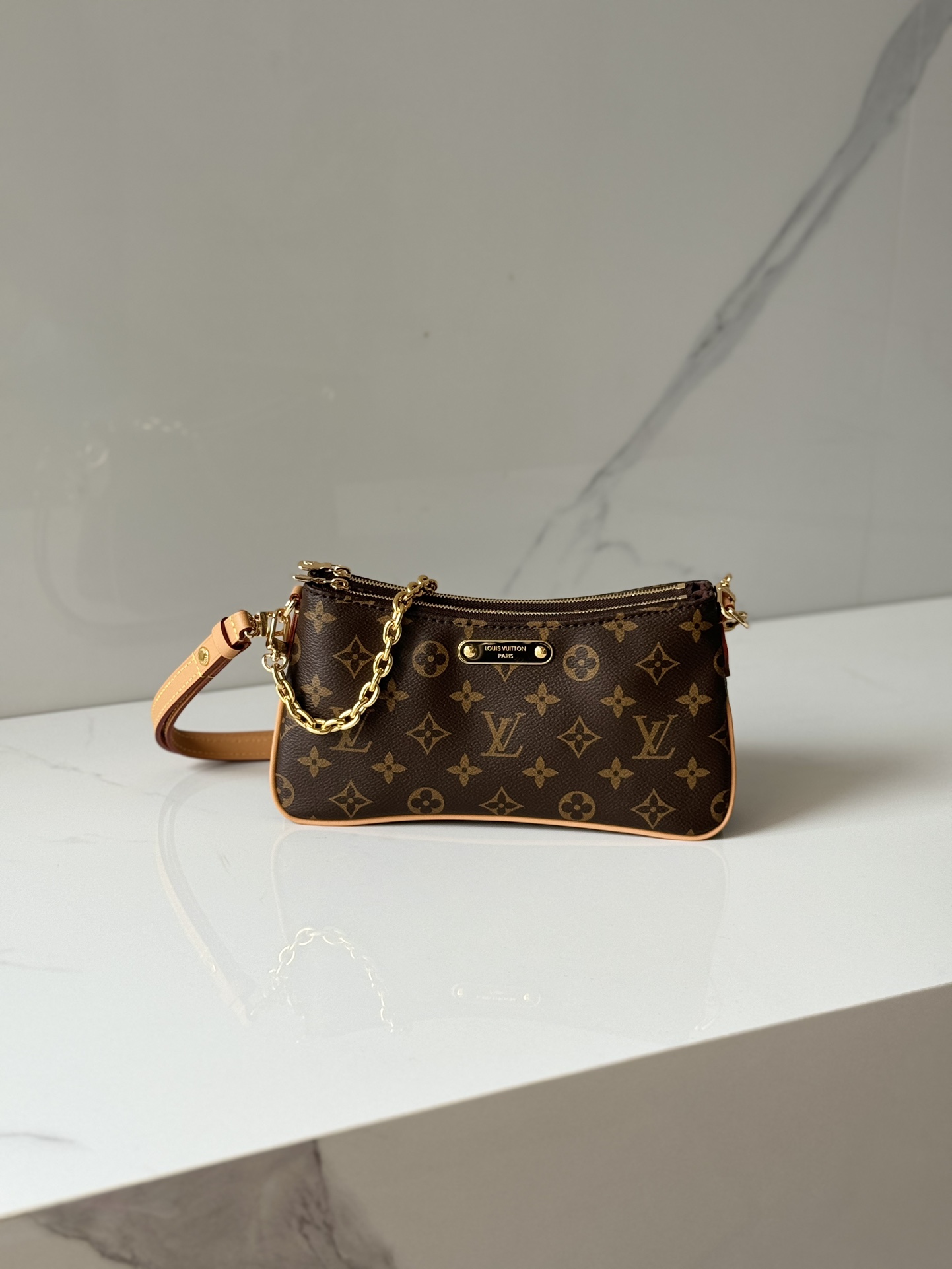 [TOP] Louis Vuitton LV Liv Pochette Bag 9.6 x 5.3 x 2.6cm - Monogram