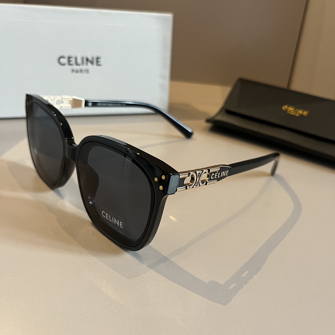 [TOP] CELINE Sunglasses - Black