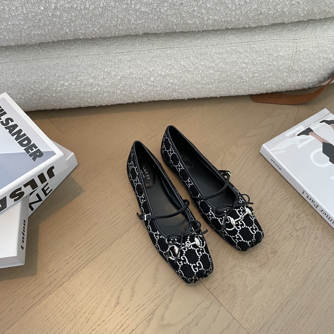 [TOP] GUCCI Sabato GG Lambskin Horsebit Mary Jane Shoes - 5 Color