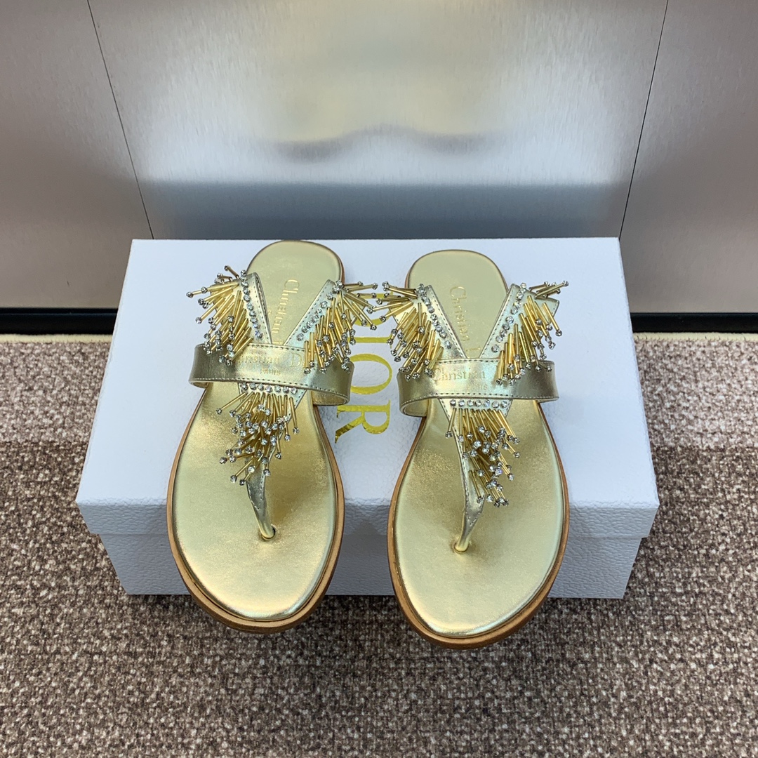 [TOP] Christian Dior Rhinestone Beaded Flip Flops - 2 Color