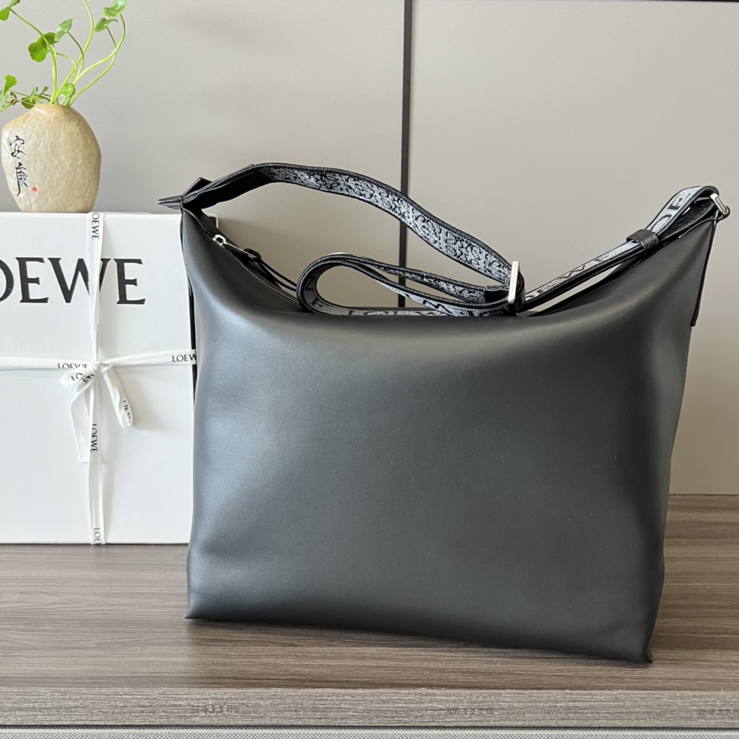 [TOP] LOEWE Cubi Bag Anagram Bag 44*30*18cm - 2 Colour