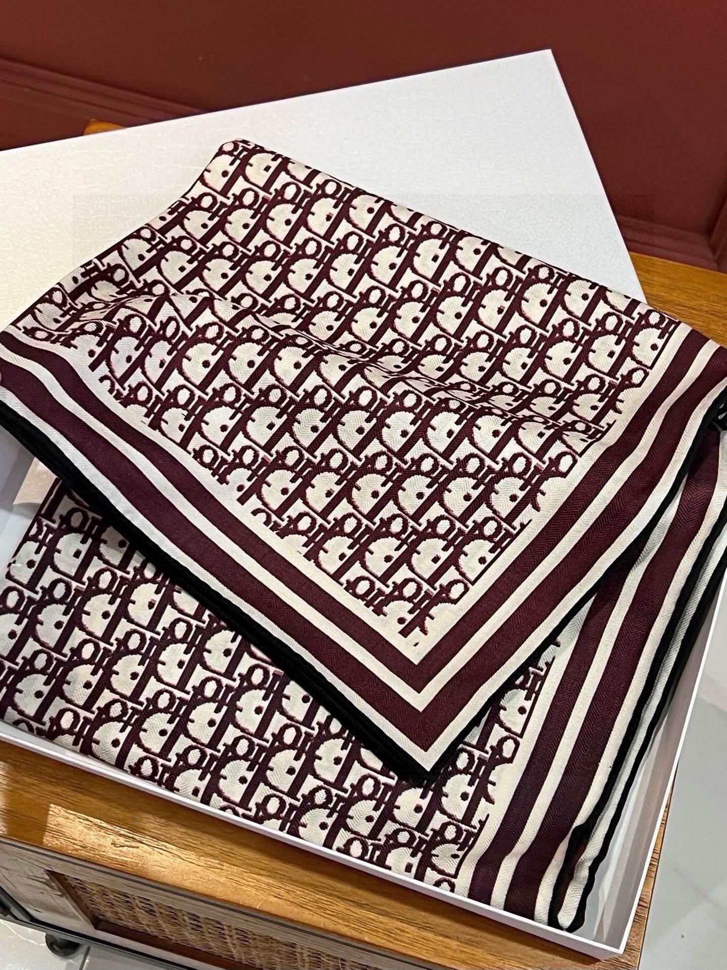 [TOP] Christian Dior Cashmere Scarf 65x180cm - 2 Colors