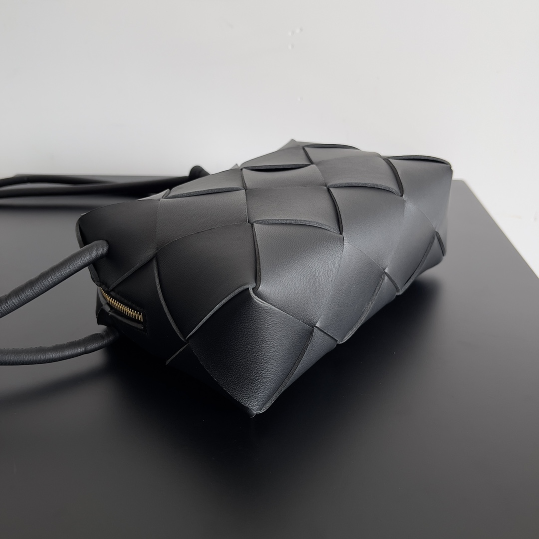 [TOP] Bottega Veneta BV Cassette Camera Bag 21x14x7 cm - Black