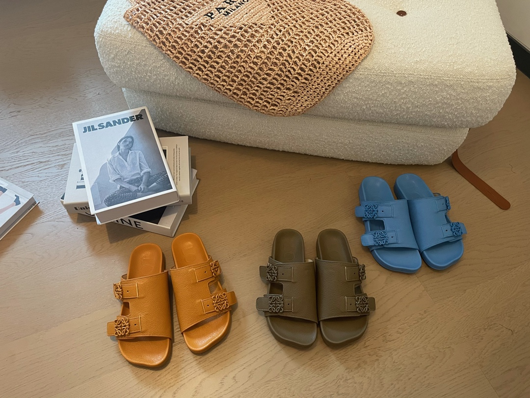 [TOP] LOEWE Slippers with Logo - 3 Color