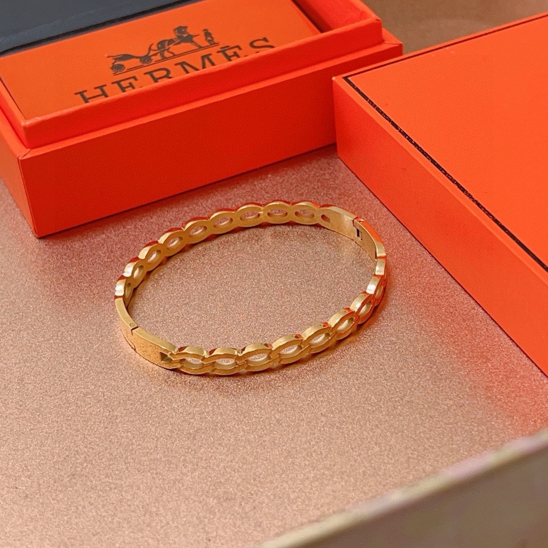 [TOP] HERMES Bracelet - Gold