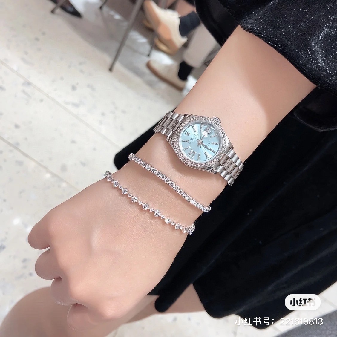 [TOP] ROLEX Blue Dial Watch 31mm - Silver