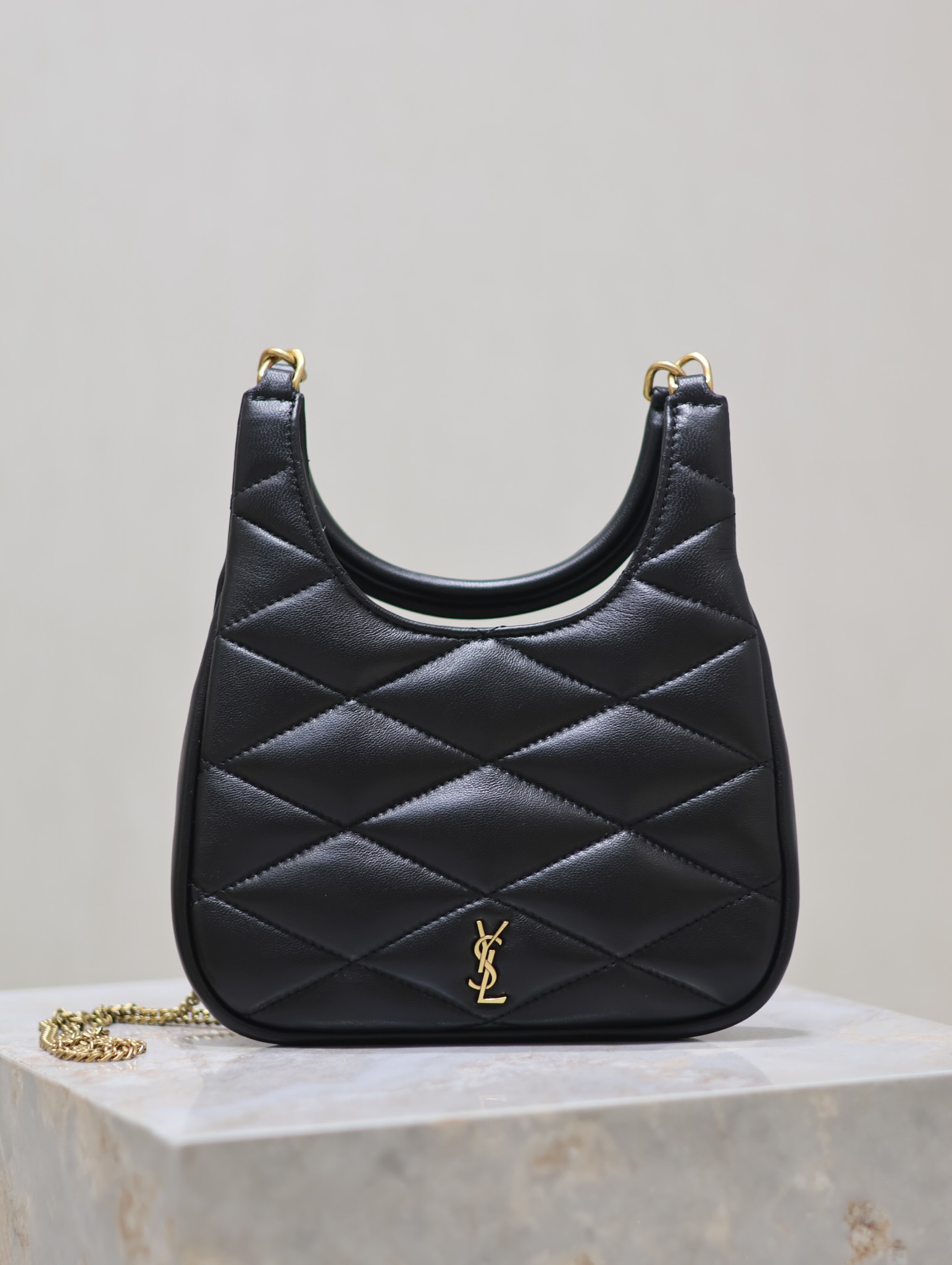 [TOP] Yves Saint Laurent YSL SADE Hobo Lambskin Bag  19 x 21 x 4 cm - BLACK&GHW
