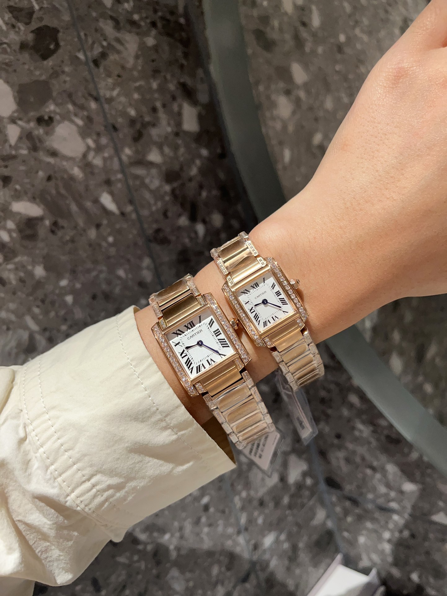 [TOP] Cartier Tank Must Watch -2 Sizes