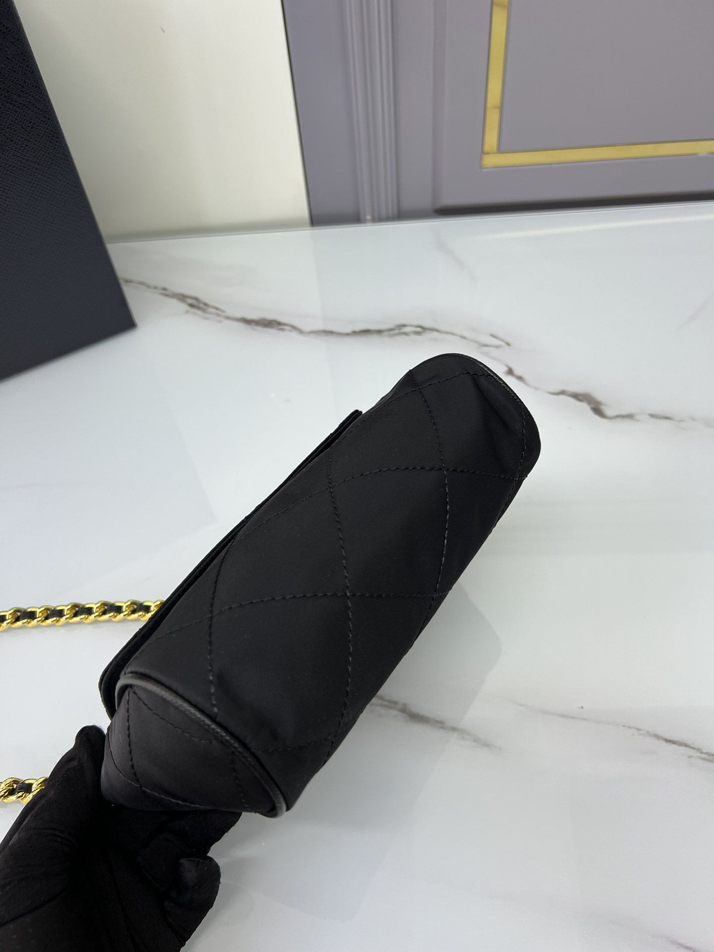 [TOP] PRADA Chain Ridge Wandering Bag 18x16x5cm - Black