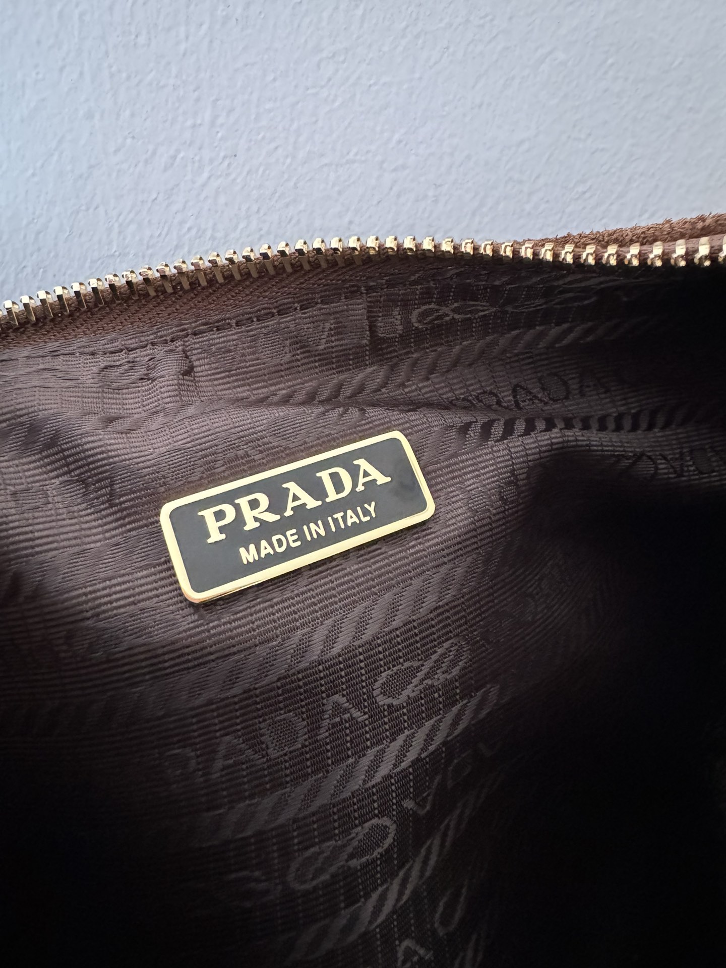 [Top] PRADA Messenger Bag Re-Edition 2000 Bags 22x18x6cm - Brown