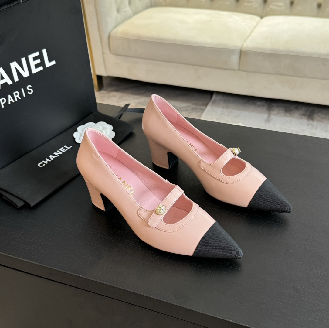 [TOP] CHANEL Pumps with Small Pearl - Pink