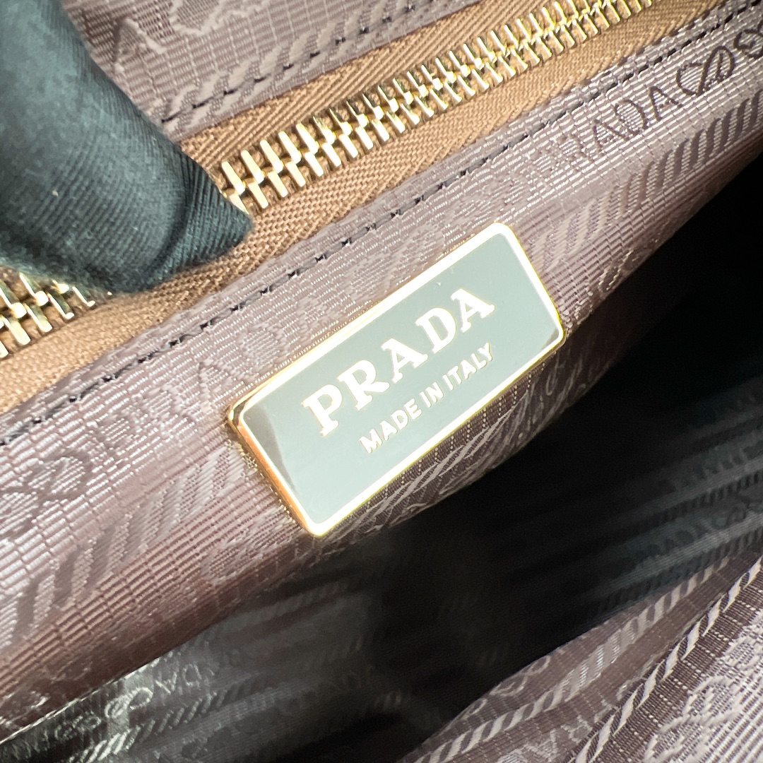 [TOP] PRADA LusSolf Bag Suede 32x15.5x12cm/38x30x12cm - 2 Size