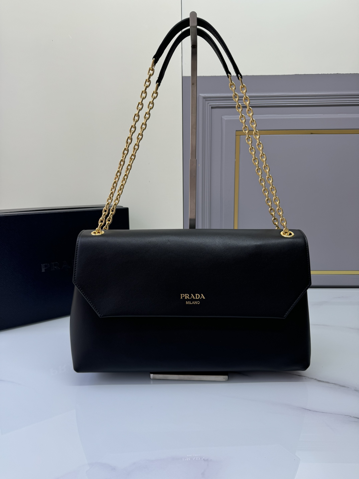 [Top] PRADA Chain Bag Calfskin with Lambskin Interior 35x18x10.5cm - 3 Color