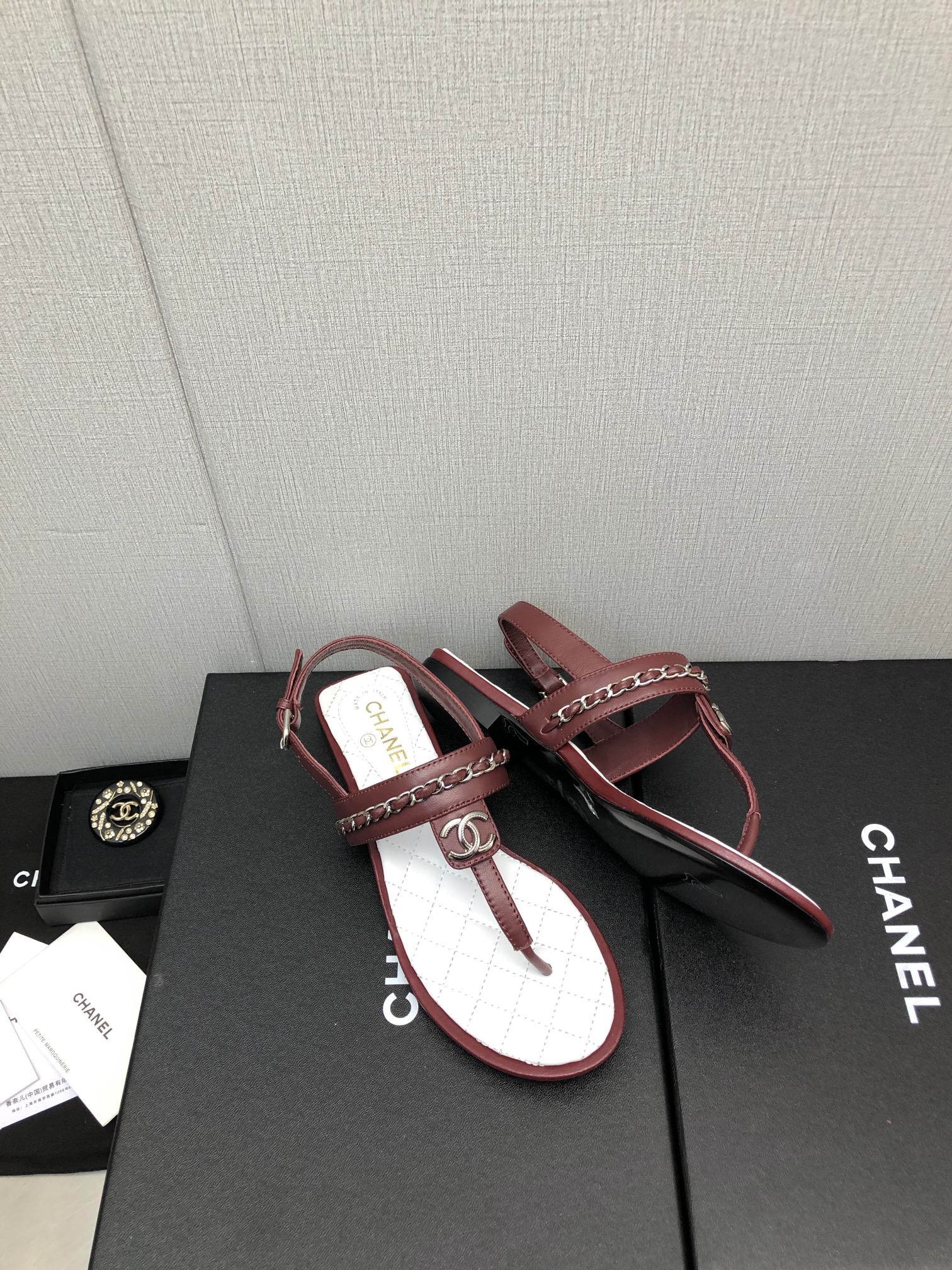 [TOP] CHANEL Flip Sandals with Chain - 3 Color
