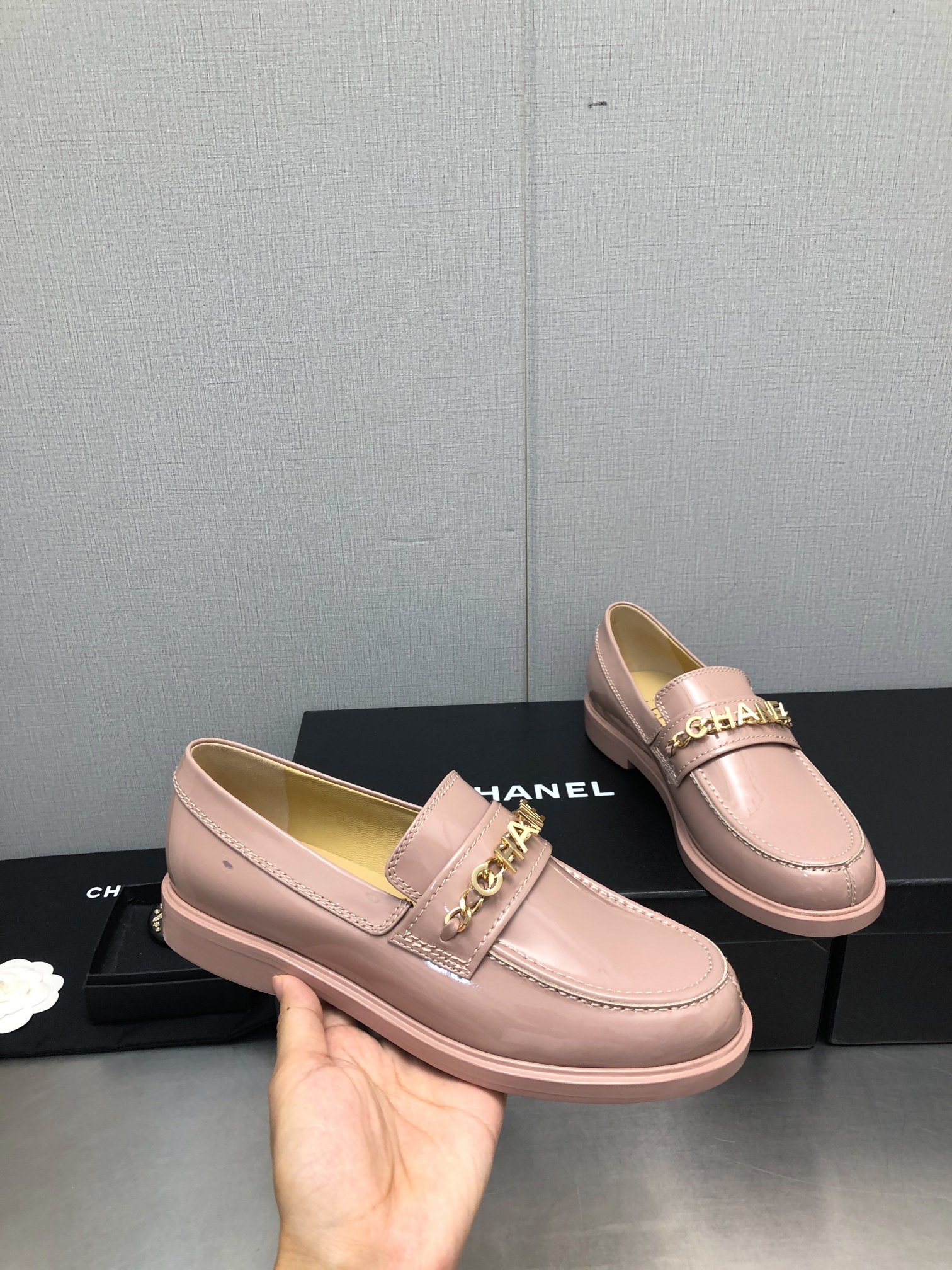 [TOP] CHANEL Flats with Letters - 4 Color