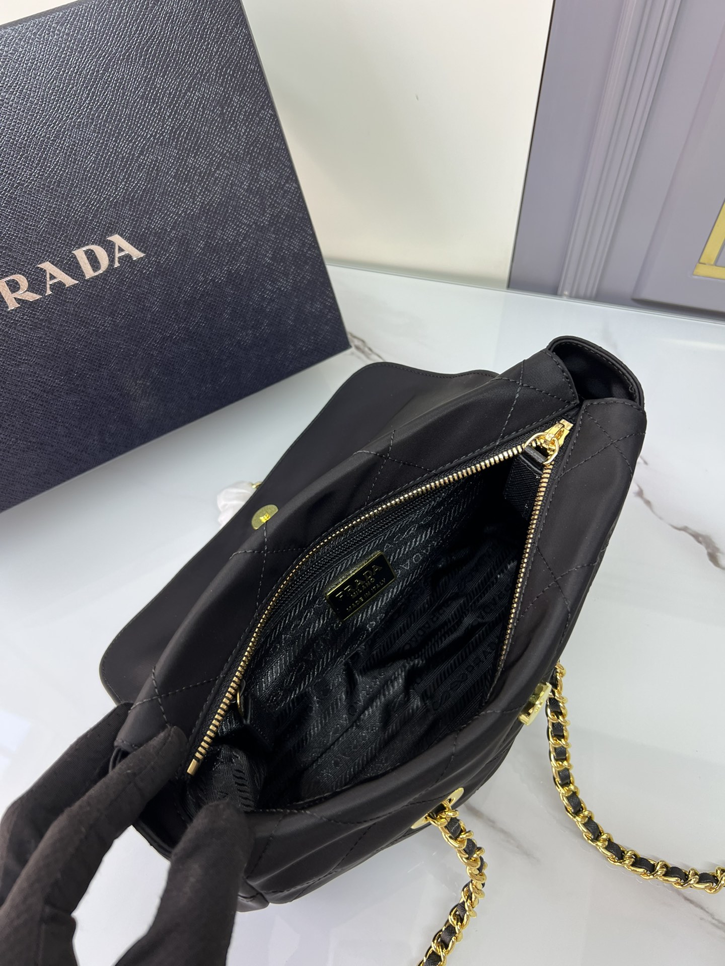 [TOP] PRADA Chain Ridge Wandering Bag - 18x16x5cm/30x26x6cm