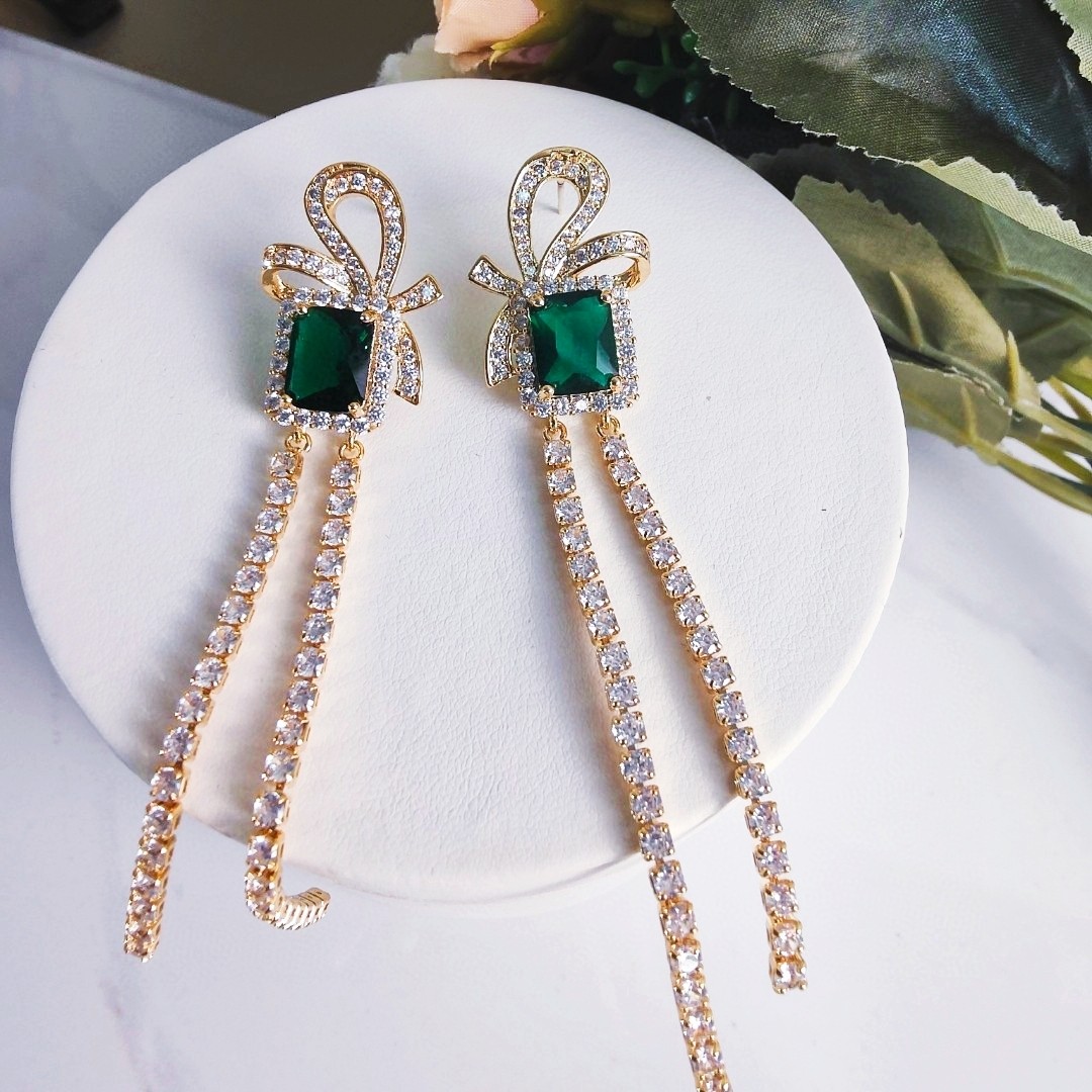 [TOP] BVLGARI Emerald Earrings - Green