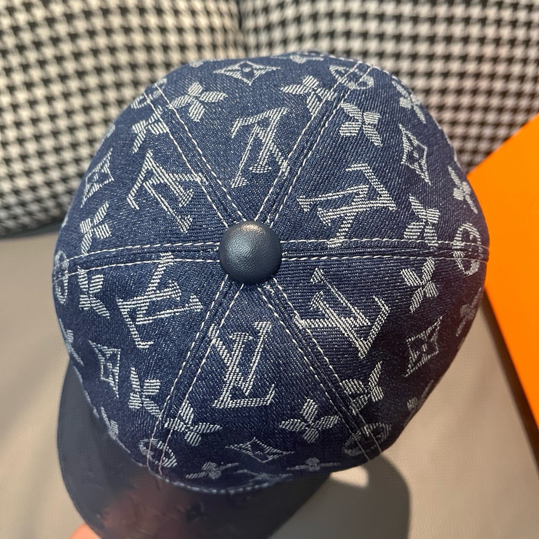 [TOP] Louis Vuitton LV Cowhide Embossed Monogram Baseball Cap - Blue