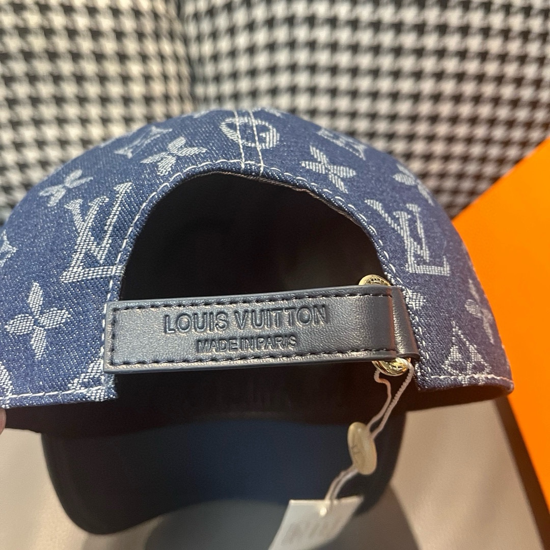 [TOP] Louis Vuitton LV Cowhide Embossed Monogram Baseball Cap - Blue