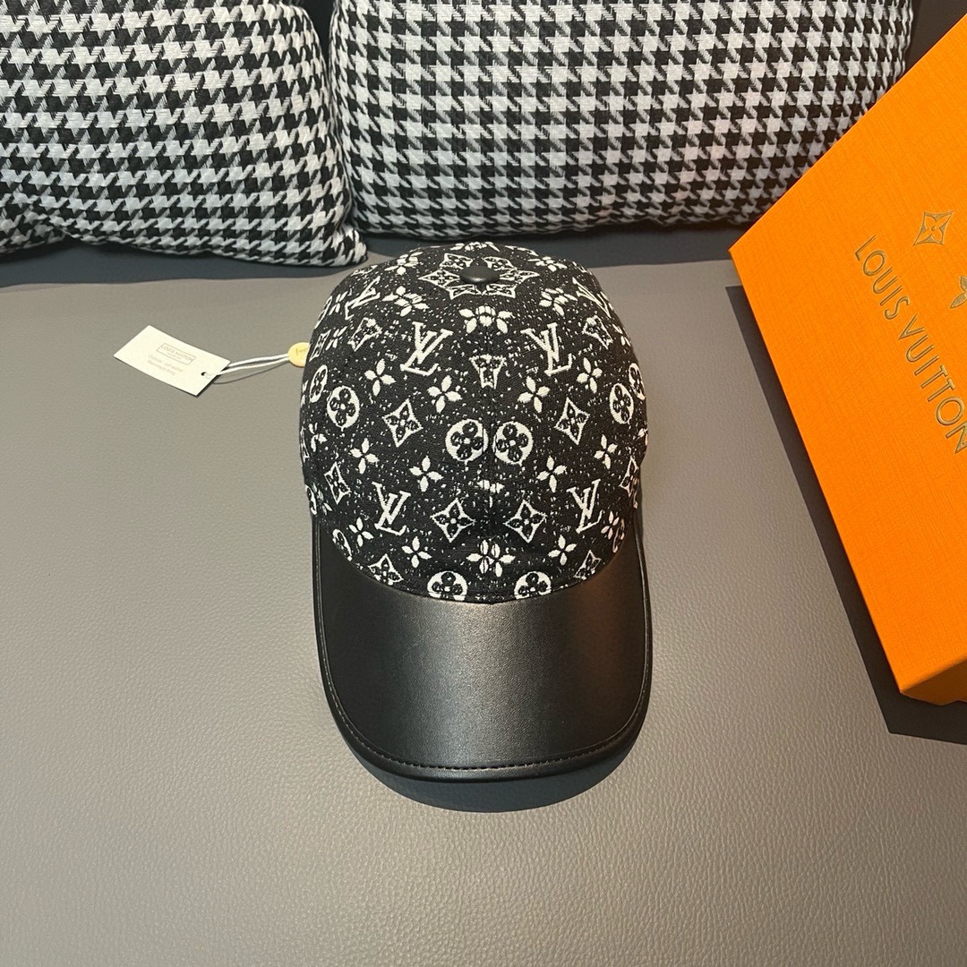 [TOP] Louis Vuitton LV Cowhide Stitching Monogram Baseball Cap - 2 Colors