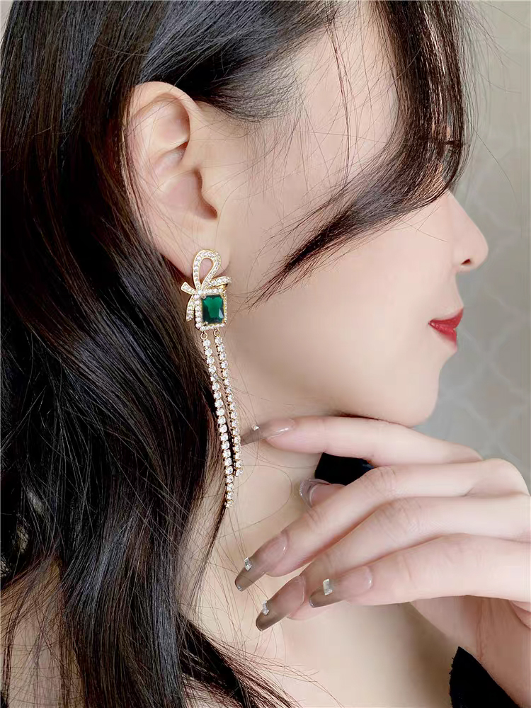 [TOP] BVLGARI Emerald Earrings - Green