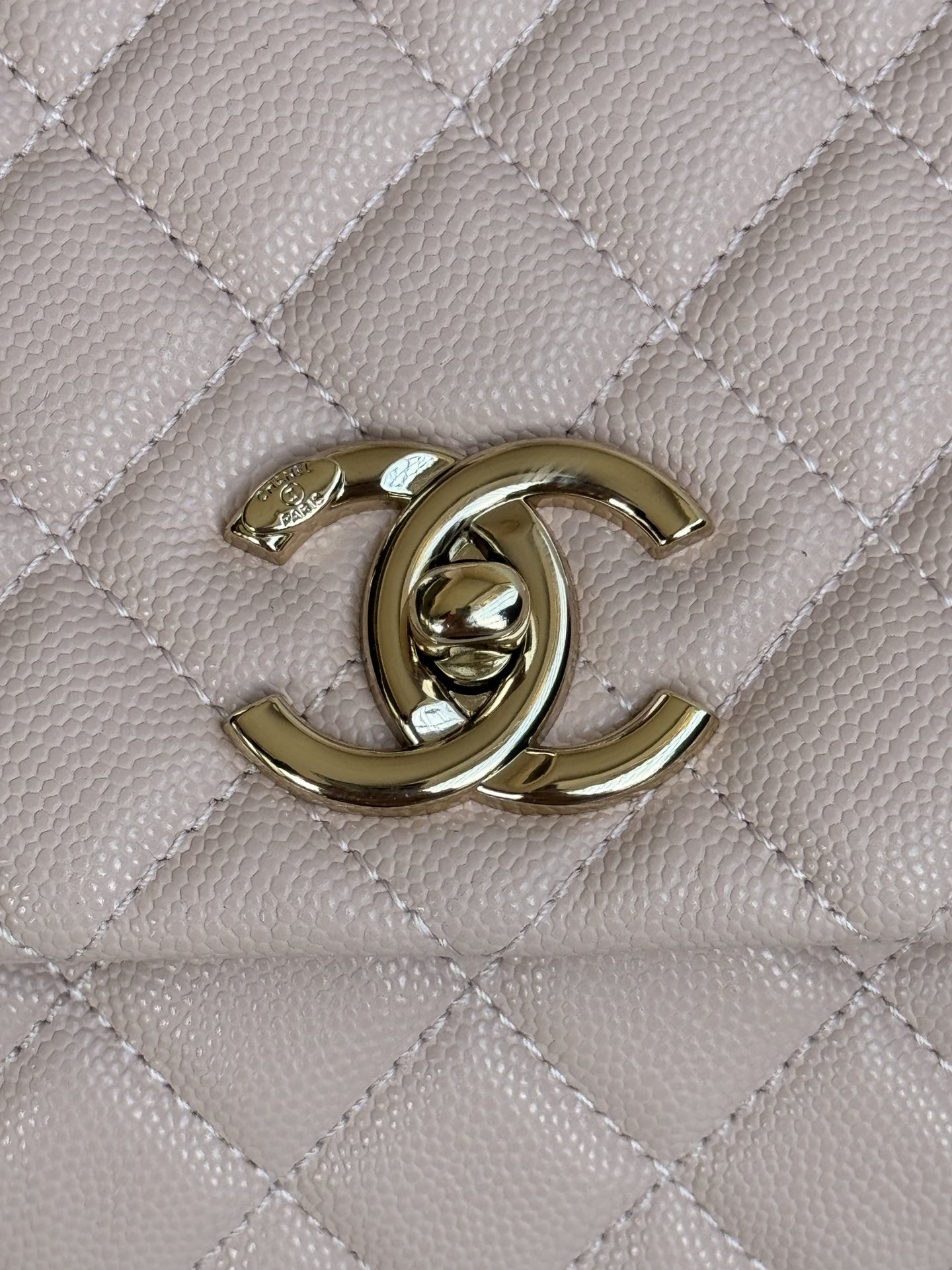 [TOP] Chanel Top Handle Bag 24/28cm- Pink & GHW