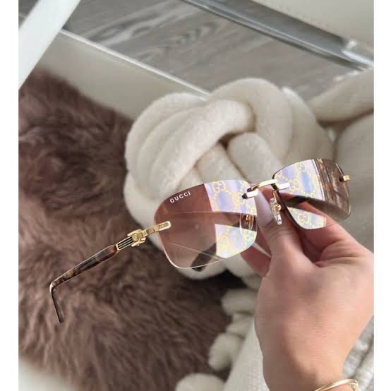 [TOP] Gucci Sunglasses