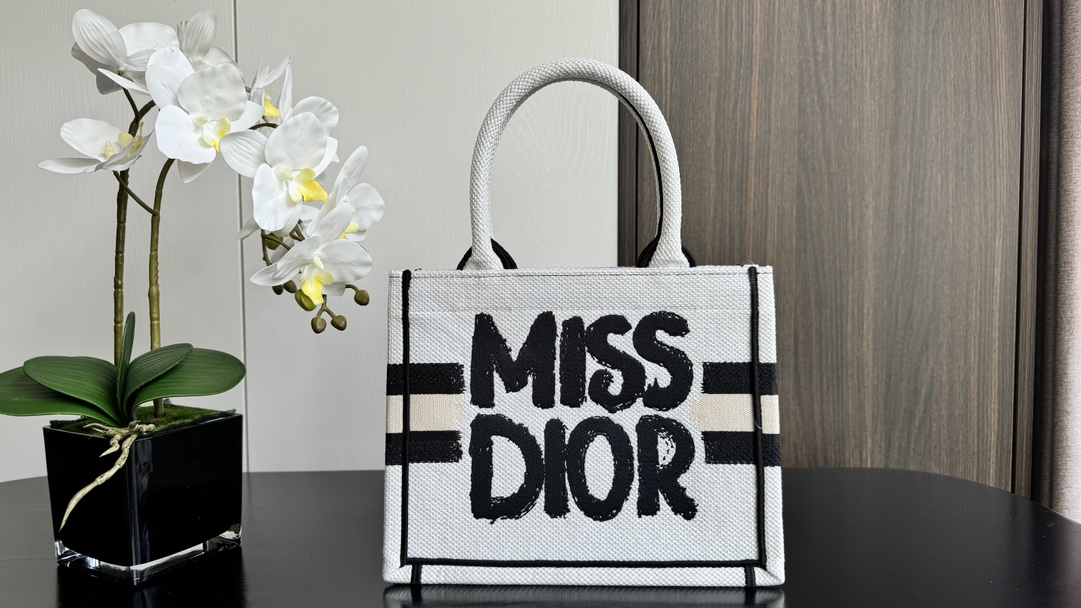 [TOP] Christian Dior  Book Tote Bags 26cm/36cm/42cm - 3 Sizes
